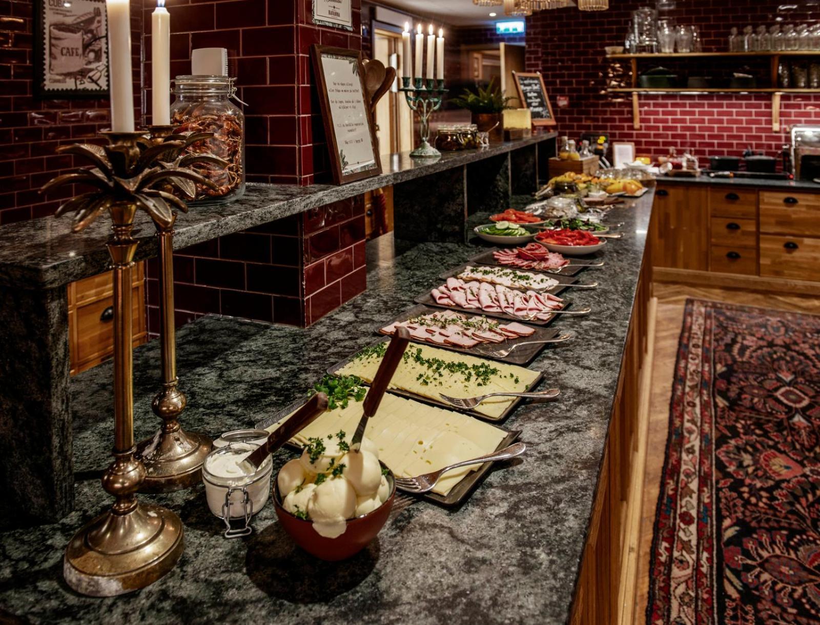 Hotell Havanna 瓦尔贝里 外观 照片